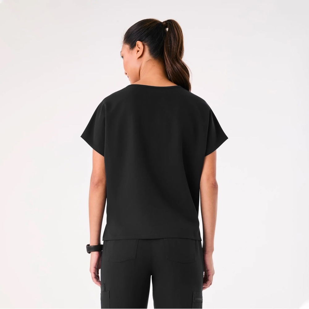 Black Women's scrub figs Top - Picture 4 of 5